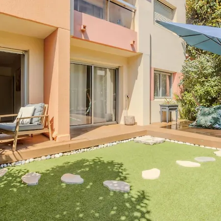 Apartament Charming 80m For 6 People With Garden